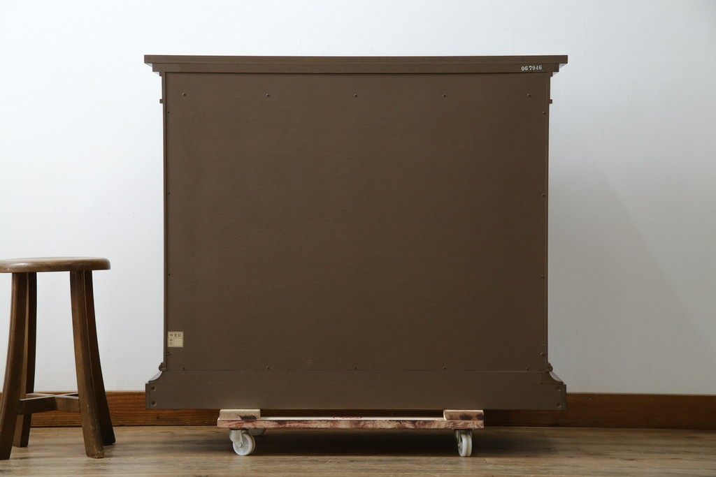 中古　美品!!　DREXEL HERITAGE(ドレクセルヘリテイジ)　FRANCHESCA(フランチェスカ)　クラシカルな佇まいが美しいサイドボード　(R-079976)