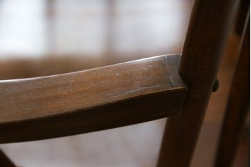 和製ビンテージ　飛騨高山　柏木工(カシワ木工、KASHIWA)　木のぬくもりを感じるロッキングチェア(アームチェア、板座チェア、揺り椅子、いす、イス、ヴィンテージ)(R-079981)