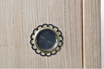 和製ビンテージ　三段重ね　和の雰囲気を高める総桐箪笥(和箪笥、並厚、衣装タンス、桐たんす、着物箪笥、引き出し、ヴィンテージ)(R-079992)