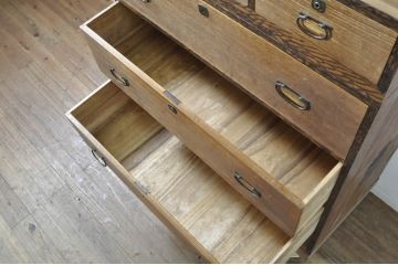 和製アンティーク　上手物!!　高級品!!　総桐材　銅金具　おしゃれな黒柿縁が魅力の三段重ね箪笥(衣装箪笥、和タンス、収納たんす、引き出し、時代箪笥、アンティーク箪笥)(R-079994)