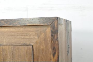 和製アンティーク　上手物!!　高級品!!　総桐材　銅金具　おしゃれな黒柿縁が魅力の三段重ね箪笥(衣装箪笥、和タンス、収納たんす、引き出し、時代箪笥、アンティーク箪笥)(R-079994)
