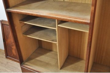 和製アンティーク　前面欅(ケヤキ)材　上質な作りの大振りな下駄箱(シューズボックス、靴箱、収納棚、戸棚、キャビネット、玄関収納)(R-079995)