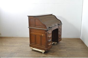和製アンティーク　大振り　ナラ材　たっぷりな収納力が魅力的!! シックな佇まいのロールトップデスク(両袖机、ニーホールデスク、ワークデスク、在宅用、在宅ワーク、簿記机)(R-080001)