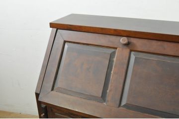 和製ビンテージ　美品　国産民芸家具　落ち着いた佇まいが魅力的な作りの良い幅狭ライティングビューロー(ビューロー、ワークデスク、簿記机、在宅用、在宅ワーク用、ヴィンテージ)(R-080002)