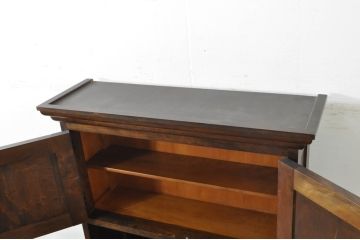 和製ビンテージ　美品!!　国産民芸家具　　落ち着いた佇まいが魅力的な作りの良いカップボード(食器棚、キャビネット、戸棚、収納棚、飾り棚、ヴィンテージ)(R-08003)