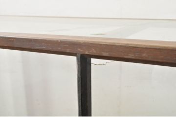 和製アンティーク　繊細なフレームとノスタルジックな雰囲気が魅力の脚付き横長ガラスケース(カウンターテーブル、Gケース、ショーケース、ディスプレイケース、飾り棚、収納棚、戸棚、陳列棚、店舗什器)(R-080013)