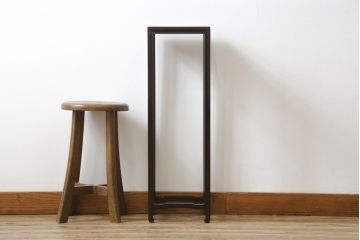 アンティーク　希少な古作造り　総紫檀(シタン)材　洗練されたデザインが飾るものを引き立たせる花台(中国?、飾り台、サイドテーブル、フラワースタンド、ディスプレイ台、店舗什器)(R-080017)