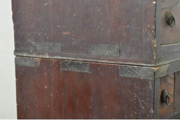 和製アンティーク　激レア!!　博物館クラス　最高のコンディション!!　前面欅(ケヤキ)材　玉杢　　銅金具　使い込まれた風合いが味わい深い二段重ねの薬箪笥(百目箪笥、薬タンス、小間物箪笥、引き出し、小物収納、店舗什器、チェスト)(R-080021)