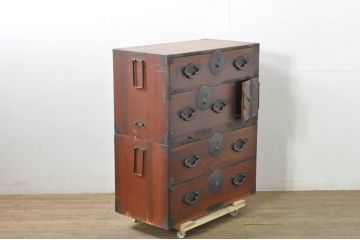 和製アンティーク　上手物　前面欅(ケヤキ)材　上杢　漆塗り　時代の流れを感じる佇まいが趣深い作りの良い二段重ね会津箪笥(時代箪笥、アンティーク箪笥、和たんす、衣装タンス、収納箪笥、引き出し)(R-080024)