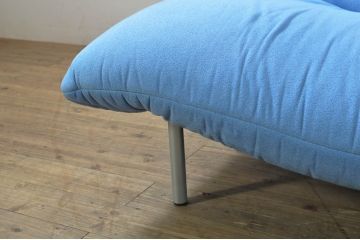 中古　フランス　Ligne Roset(リーン・ロゼ)　ROSETCalin(ロゼカラン)　張り地Lランク　専用イージーカバー付き　12段階リクライニング付き　おしゃれなスチールレッグの1Pソファ(一人掛け、イージーチェア、椅子、イス)(定価約30万円)(R-080030)