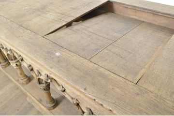 フランスアンティーク　オーク材　彫刻装飾がアクセントの引き伸ばし式の展示台(作業台、飾り台、花台、陳列台、伸縮式テーブル、伸長式、店舗什器、カウンターテーブル、ライブラリーテーブル、ディスプレイ)(R-080033)