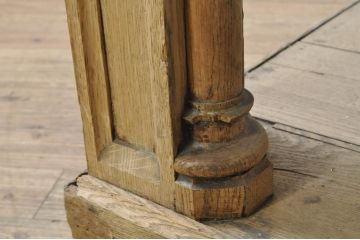 フランスアンティーク　オーク材　彫刻装飾がアクセントの引き伸ばし式の展示台(作業台、飾り台、花台、陳列台、伸縮式テーブル、伸長式、店舗什器、カウンターテーブル、ライブラリーテーブル、ディスプレイ)(R-080033)
