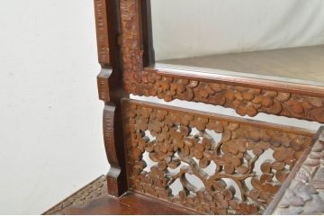 中古　美品　軽井沢彫り　細部まで施された彫刻や透かし彫りが美しい鏡台(ドレッサー、姿見、ミラー)(R-080036)