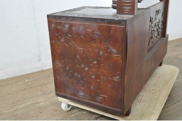 中古　美品　軽井沢彫り　細部まで施された彫刻や透かし彫りが美しい鏡台(ドレッサー、姿見、ミラー)(R-080036)