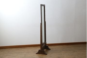 中古　美品　軽井沢彫り　繊細な桜の彫刻が美しい姿見(スタンドミラー、鏡)(R-080037)