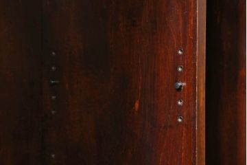 中古　美品　軽井沢彫り　細やかな彫り込みが目を引く下駄箱(シューズボックス、収納棚、戸棚、靴箱、玄関収納)(R-080038)