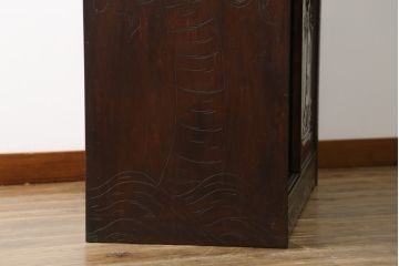 中古　美品　軽井沢彫り　細やかな彫り込みが目を引く下駄箱(シューズボックス、収納棚、戸棚、靴箱、玄関収納)(R-080038)