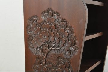 中古　美品　軽井沢彫り　繊細な桜の彫刻が美しいスリッパラック(スリッパ立て)(R-080039)
