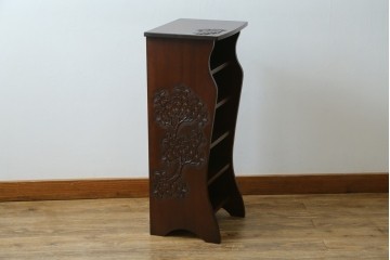 中古　美品　軽井沢彫り　繊細な桜の彫刻が美しいスリッパラック　(R-080039)