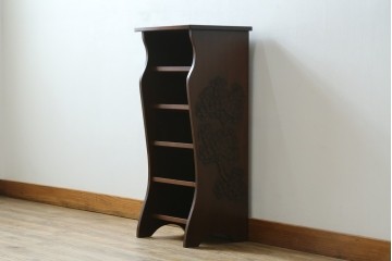 中古　美品　軽井沢彫り　繊細な桜の彫刻が美しいスリッパラック　(R-080039)