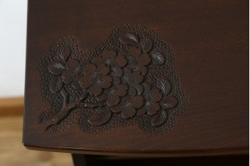 中古　美品　軽井沢彫り　繊細な桜の彫刻が美しいスリッパラック　(R-080039)