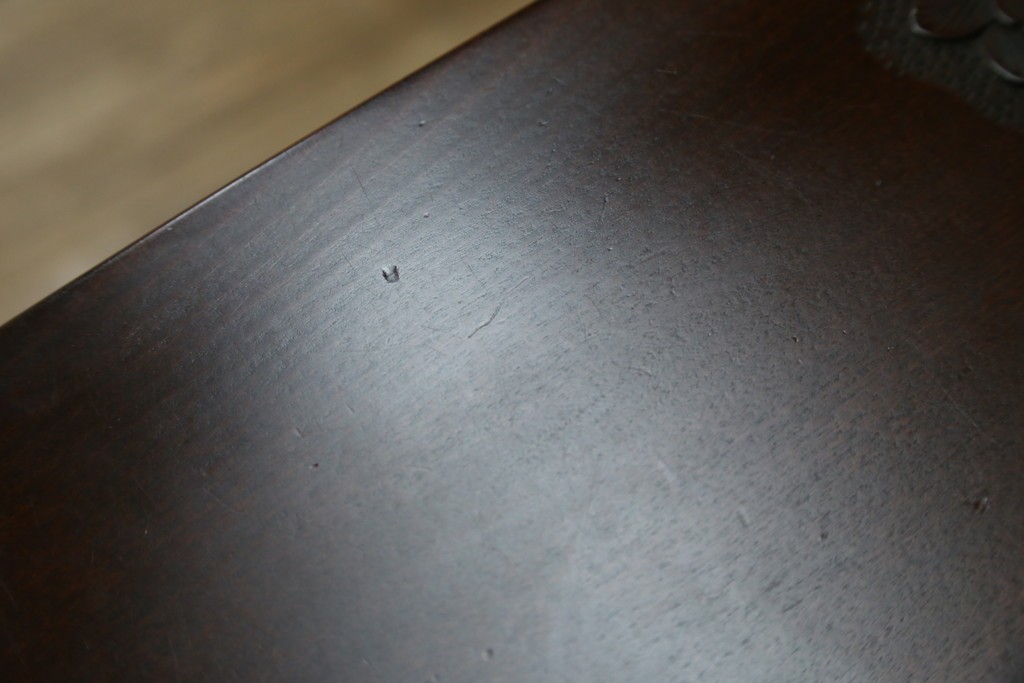 中古　美品　軽井沢彫り　繊細な桜の彫刻が美しいスリッパラック　(R-080039)