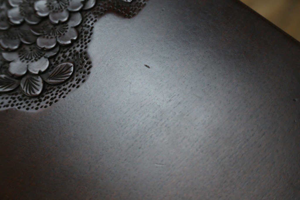 中古　美品　軽井沢彫り　繊細な桜の彫刻が美しいスリッパラック　(R-080039)