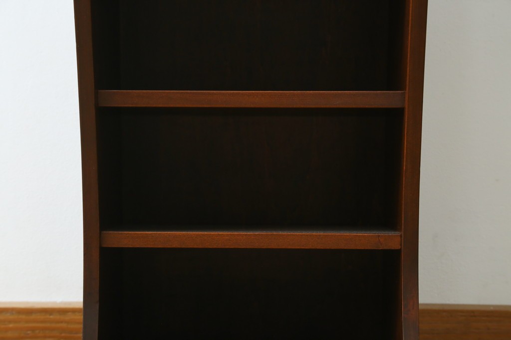 中古　美品　軽井沢彫り　繊細な桜の彫刻が美しいスリッパラック　(R-080039)