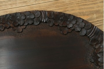 中古　美品　軽井沢彫　天板が取り外せてトレーとしても使えて便利!　桜の彫刻がアクセントのサイドテーブル　(R-080040)