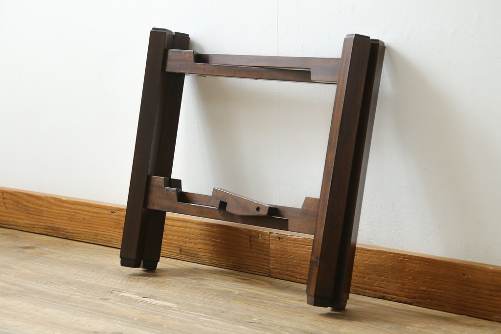 中古　美品　軽井沢彫　天板が取り外せてトレーとしても使えて便利!　桜の彫刻がアクセントのサイドテーブル　(R-080040)