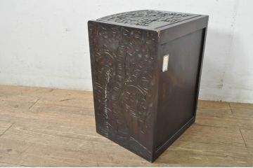 中古　美品!!　軽井沢彫り　細やかな桜の彫刻が美しい鏡台(ドレッサー、ミラー、小引き出し、卓上収納)(R-080041)