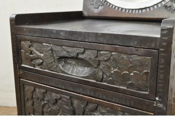 中古　美品!!　軽井沢彫り　細やかな桜の彫刻が美しい鏡台(ドレッサー、ミラー、小引き出し、卓上収納)(R-080041)
