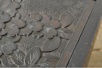 中古　美品!!　軽井沢彫り　細やかな桜の彫刻が美しい鏡台(ドレッサー、ミラー、小引き出し、卓上収納)(R-080041)