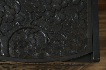 中古　美品!!　軽井沢彫り　細やかな桜の彫刻が美しい鏡台　(R-080041)