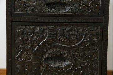 中古　美品!!　軽井沢彫り　細やかな桜の彫刻が美しい鏡台　(R-080041)