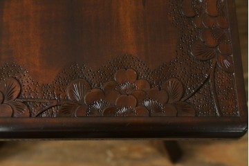 中古　軽井沢彫り　桜の総彫り仕上げが見事な板座チェア2脚セット　(R-080042)