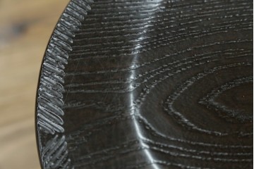 中古　民芸家具　国産職人手造り　ニレ材　小さめのサイズが可愛らしい民芸長丸スツール　(R-080043)