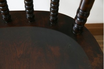 中古　北海道民芸家具　クラシカルな雰囲気を醸し出すスピンドルチェア　(R-080044)