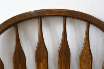 中古　美品　ブランド家具　希少な廃番品　カントリースタイル　レッドオーク　Shin-Lee(シンリー) 　滑らかな木肌とシックな佇まいが魅力のボーバックチェア(板座チェア、椅子、イス、ダイニングチェア、ウィンザーチェア)(R-080045)