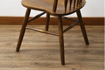 中古　美品　ブランド家具　希少な廃番品　カントリースタイル　レッドオーク　Shin-Lee(シンリー) 　滑らかな木肌とシックな佇まいが魅力のボーバックチェア(板座チェア、椅子、イス、ダイニングチェア、ウィンザーチェア)(R-080045)