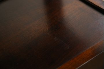 中古　美品　民芸家具　希少モデル　クラシカルなデザインがおしゃれな花台(サイドテーブル、コンソールテーブル、飾り台)(R-080048)