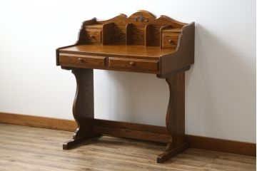 中古　ブランド家具　希少な廃番品!!　三越家具　Brugge(ブルージュ)　温かみのあるデザインが魅力の小振りなデスク(机、ワークデスク、在宅用、簿記机、引き出し)(R-080049)