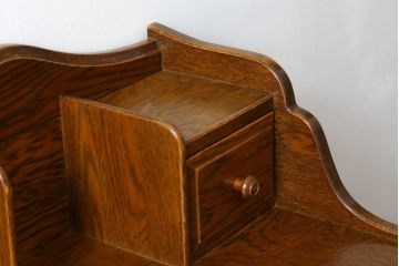 中古　ブランド家具　希少な廃番品!!　三越家具　Brugge(ブルージュ)　温かみのあるデザインが魅力の小振りなデスク(机、ワークデスク、在宅用、簿記机、引き出し)(R-080049)