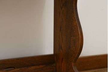 中古　ブランド家具　希少な廃番品!!　三越家具　Brugge(ブルージュ)　温かみのあるデザインが魅力の小振りなデスク(机、ワークデスク、在宅用、簿記机、引き出し)(R-080049)