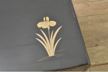 中古　美品!!　輪島塗り　和モダンテイストのお部屋づくりに取り入れたい文机(机、ローテーブル、センターテーブル)(定価約50万円)(R-080050)