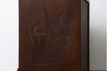中古　美品!!　民芸家具　日光彫り　大胆に施された花の彫りが美しい小引き出し(卓上収納、小物収納)(R-080051)