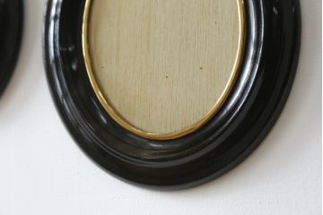 フランスアンティーク　希少なデザイン!!　フランス製ではめずらしいシンプルなオーバル壁掛けフォトフレーム3点セット(写真フレーム、ディスプレイ雑貨)(R-080054)