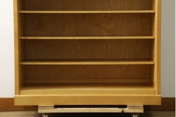 中古　希少カラー　北海道民芸家具　明るい木色がすっきりとした印象の下駄箱　(R-080059)