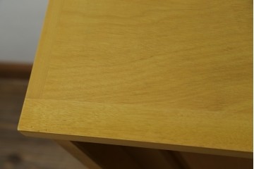 中古　希少カラー　北海道民芸家具　明るい木色がすっきりとした印象の下駄箱　(R-080059)