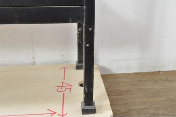 和製アンティーク　希少!!　黒漆塗り　男前インテリアを盛り上げるグレモン錠付ケビントガラスケース(キャビネット、Gケース、コレクションケース、ディスプレイケース、ショーケース、飾り棚、陳列棚、店舗什器)(R-080061)